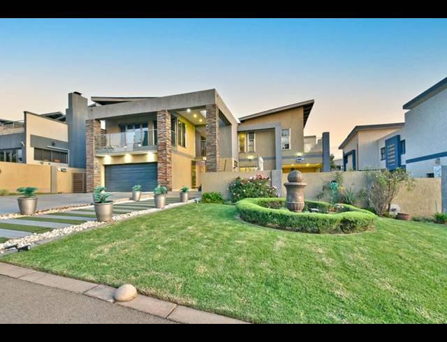 4 BEDROOM HOUSE FOR SALE IN EYE OF AFRICA